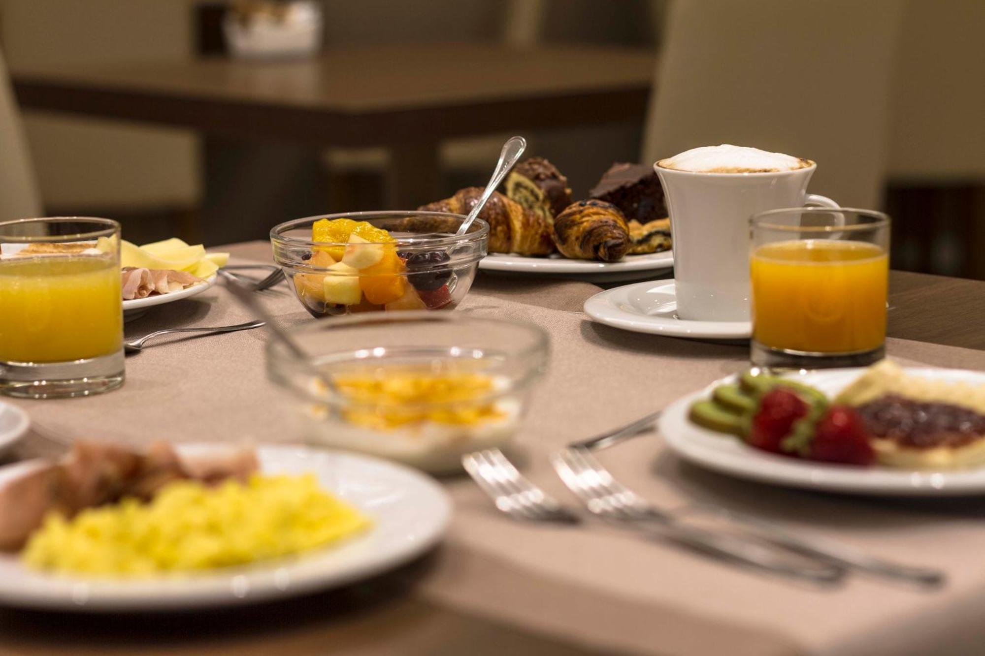 Hotel Relais Agli Olivi Lazise Exteriör bild