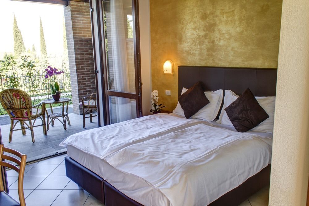 Hotel Relais Agli Olivi Lazise Exteriör bild