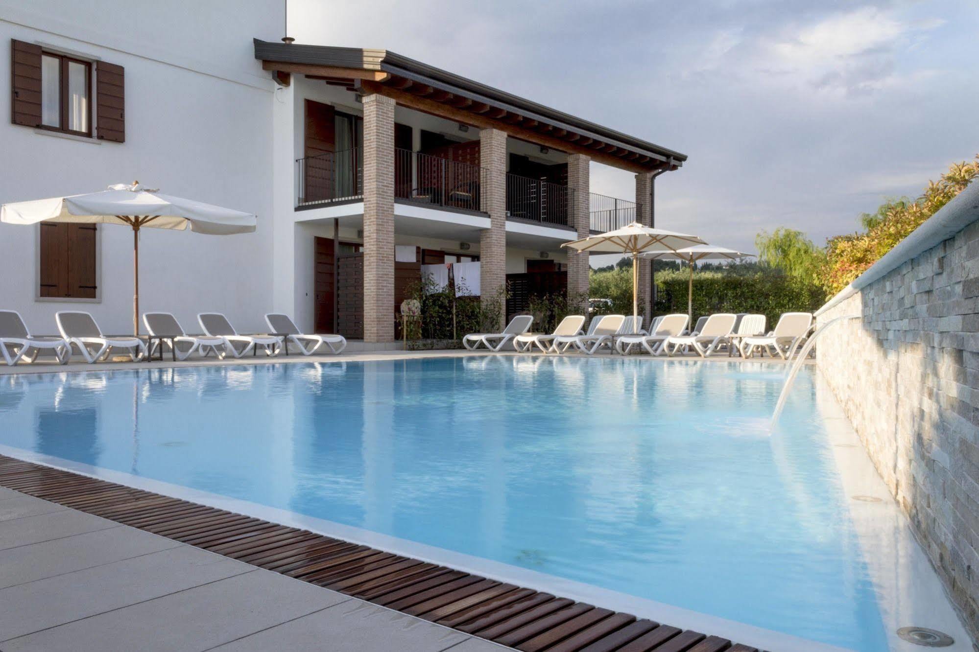 Hotel Relais Agli Olivi Lazise Exteriör bild