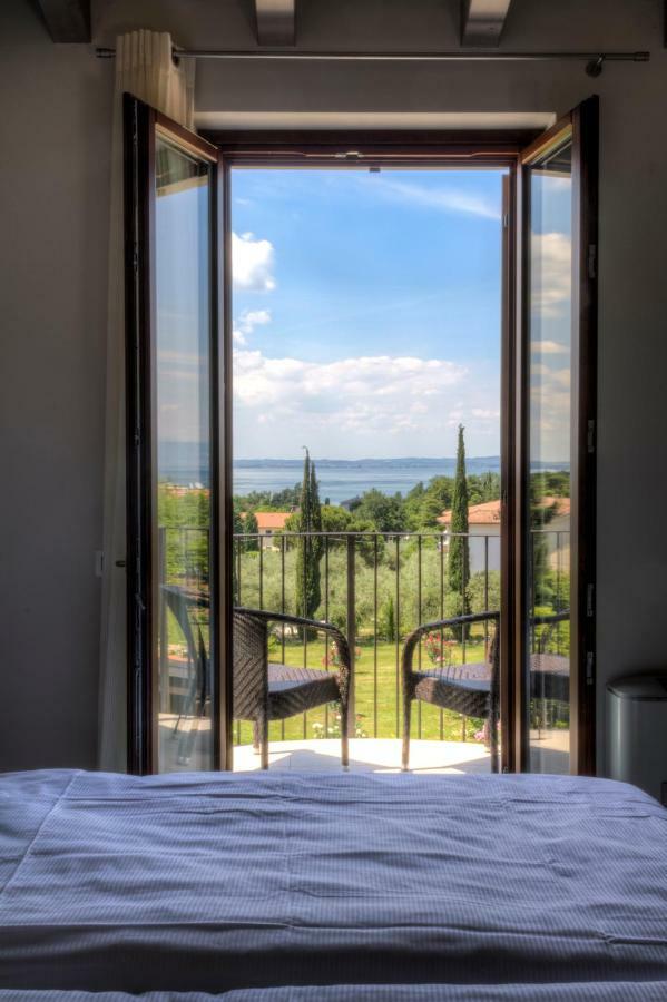 Hotel Relais Agli Olivi Lazise Exteriör bild